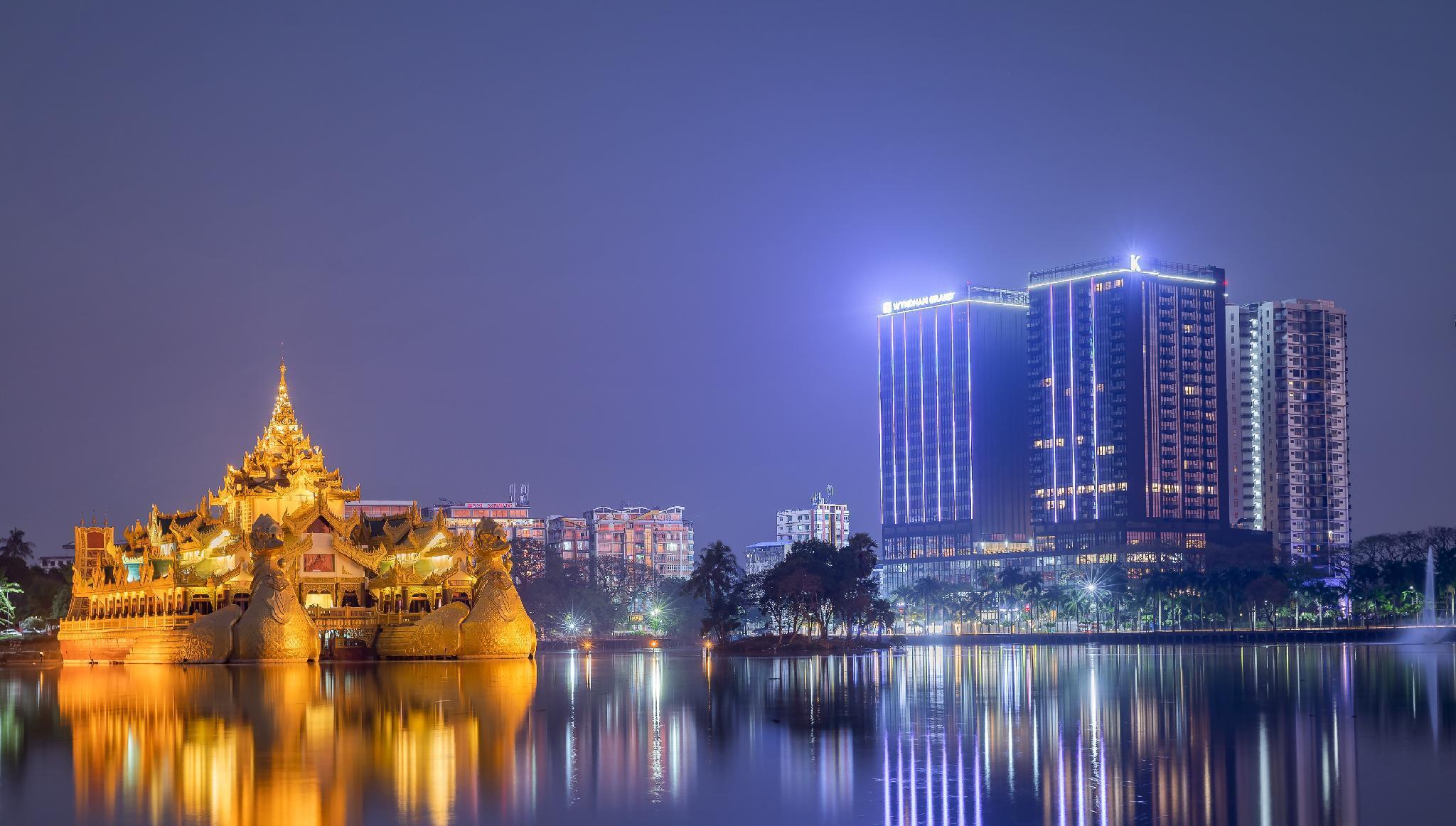 Wyndham Grand Yangon Ξενοδοχείο Εξωτερικό φωτογραφία