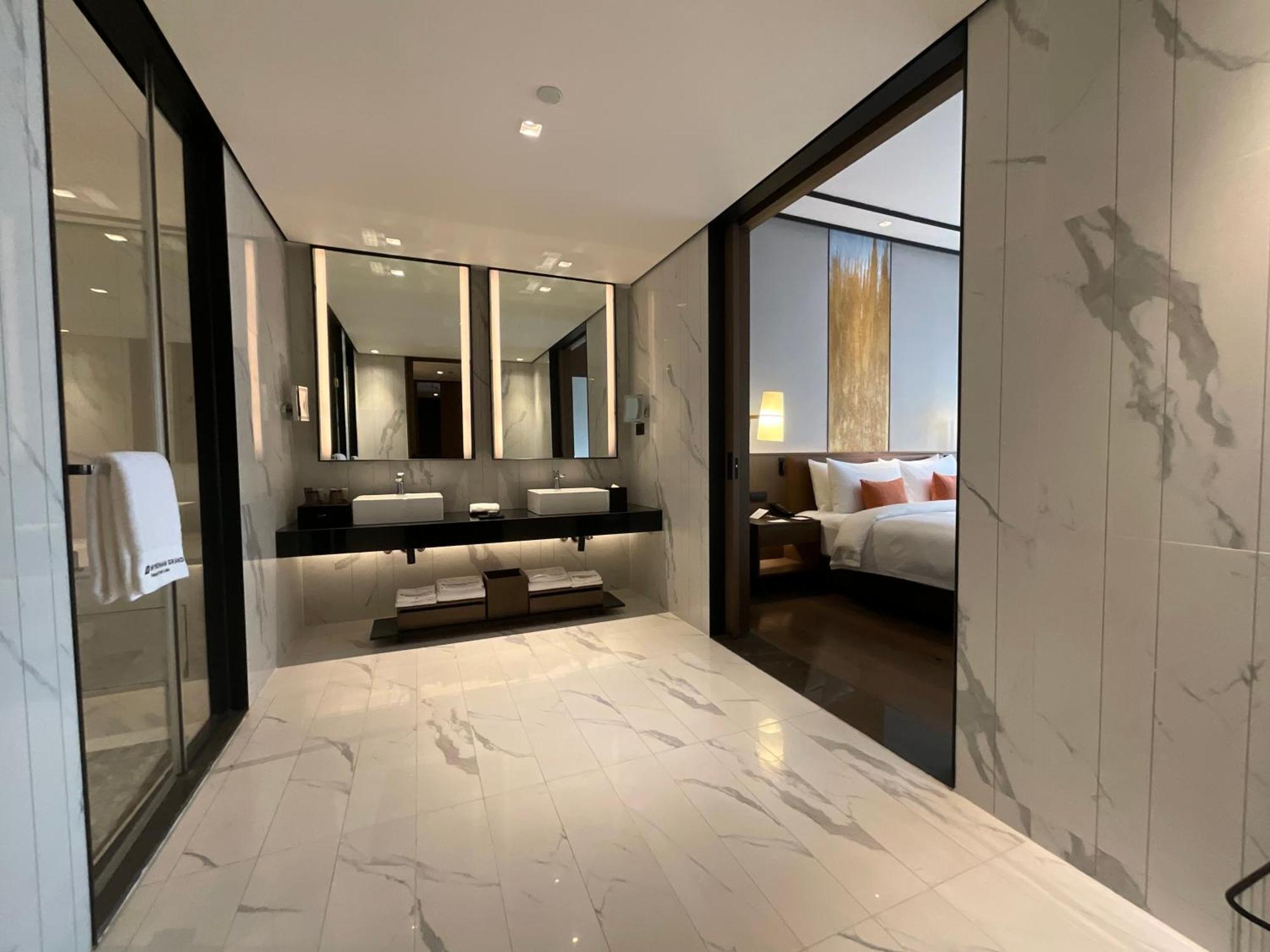 Wyndham Grand Yangon Ξενοδοχείο Εξωτερικό φωτογραφία