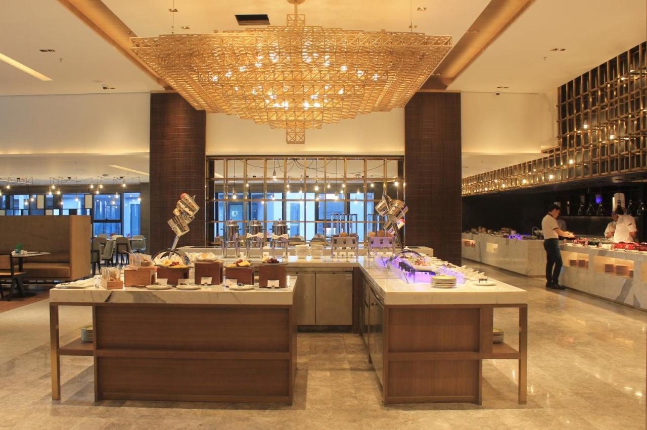 Wyndham Grand Yangon Ξενοδοχείο Εξωτερικό φωτογραφία