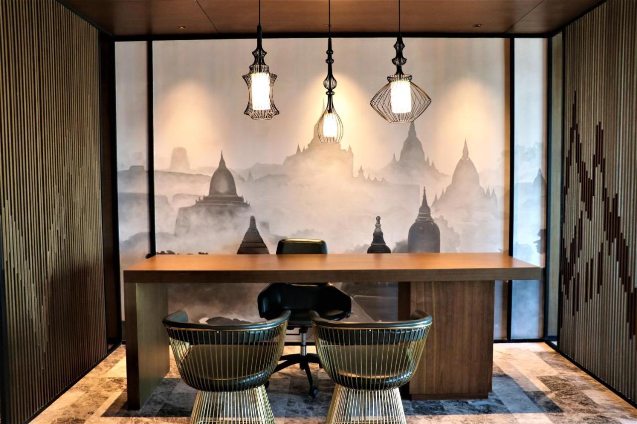 Wyndham Grand Yangon Ξενοδοχείο Εξωτερικό φωτογραφία